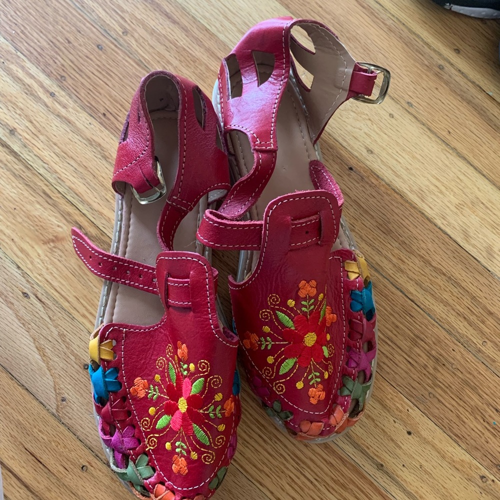 Mexican sandals are perfect for the summer.